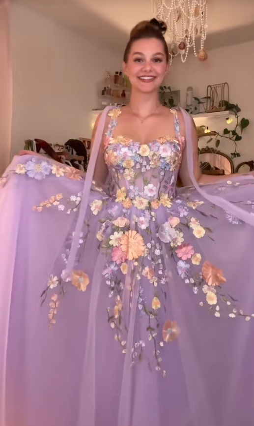 Gorgeous Purple Prom Dress A-Line Tulle Appliques Long Evening Dress ED11657