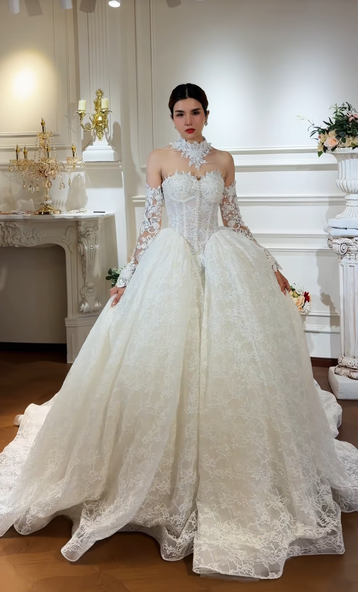 Timeless Sweetheart White Bridal Gown A-Line Lace Long Wedding Dress ED11727