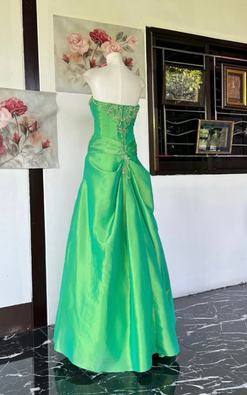 Gorgeoue A-Line Satin Long Evening Dress Green Prom Dress ED11916