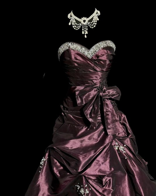 Wunderschönes langes Abendkleid aus Satin in A-Linie mit herzförmigem Ausschnitt, Dunkelburgunderrot, Ballkleid ED11956