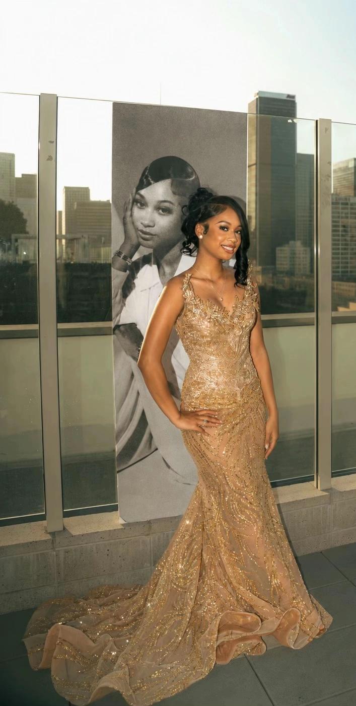 Gorgeous Gold Prom Dress Sheath Tulle Sequins Long Evening Dress ED12064
