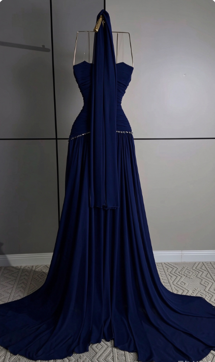 Wunderschönes blaues Abendkleid aus Chiffon, figurbetont, mit Perlenbesatz, lang, ED12099