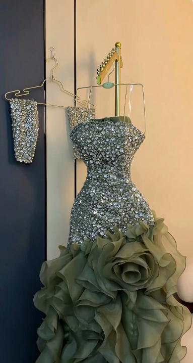 Chic Green Prom Dress Sheath Sequins Chifffon Long Evening Dresses ED12115