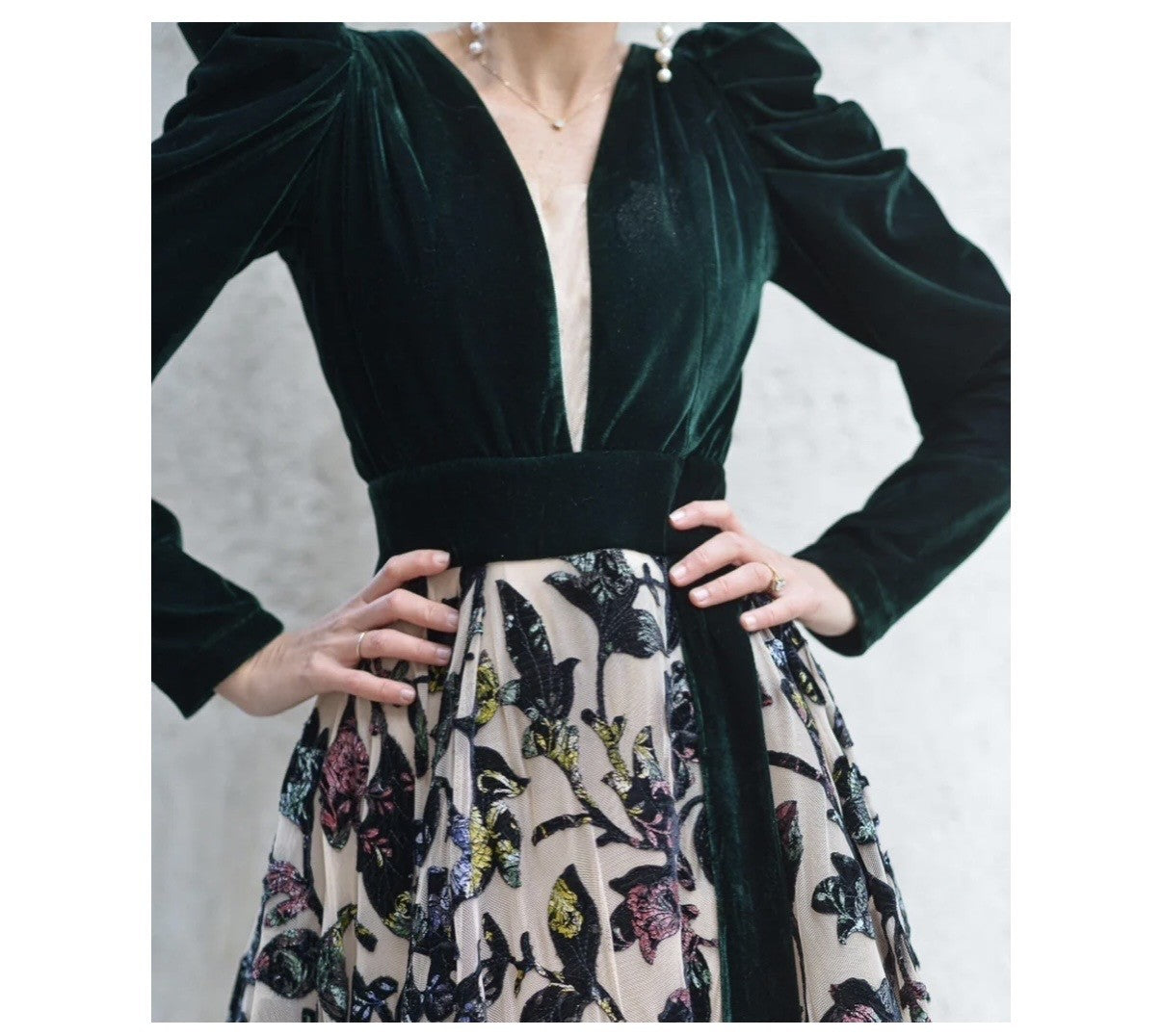 Elegant Long Sleeves A-Line Green Long Evening Dress EF007