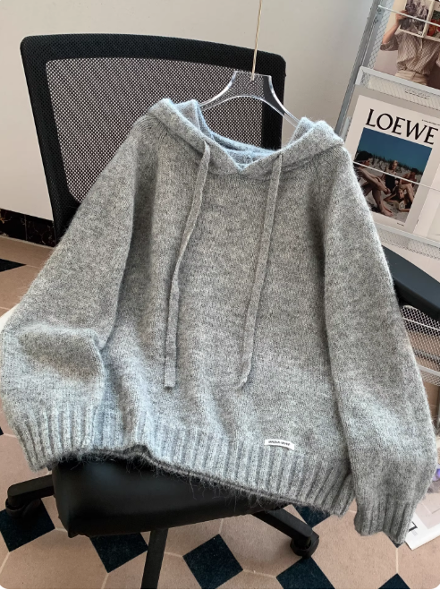 Korean Loose Hooded Pullover Grey Sweater 2025 New Style Knitwear EP01435