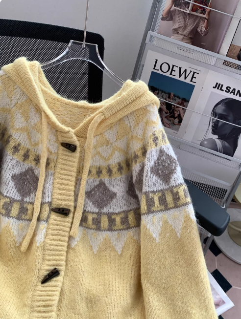 Yellow Fair Isle knit sweater with horn buttons, hooded vintage knit cardigan EP01442