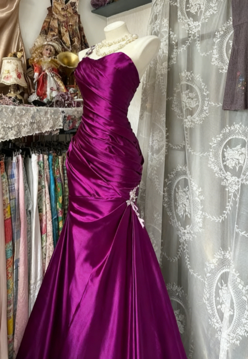 Chic Strapless Sheath Purple Long Prom Dresses Satin Purple Bridesmaid Dresses EP05133