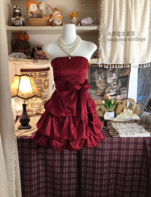 Wunderschönes dunkelolivgrünes herzförmiger Ausschnitt A-Linie Satin Tüll Kurzes Ballkleid Homecoming-Kleid ED02575