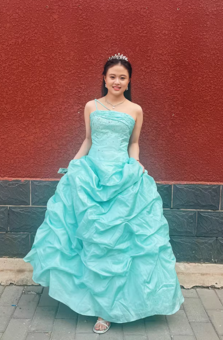 Gorgeous Spaghetti Strap Ball Gown Sleeveless Long Prom Dresses Taffeta Mint Green Quinceanera Dresses Sweet 16 Dress EP05146