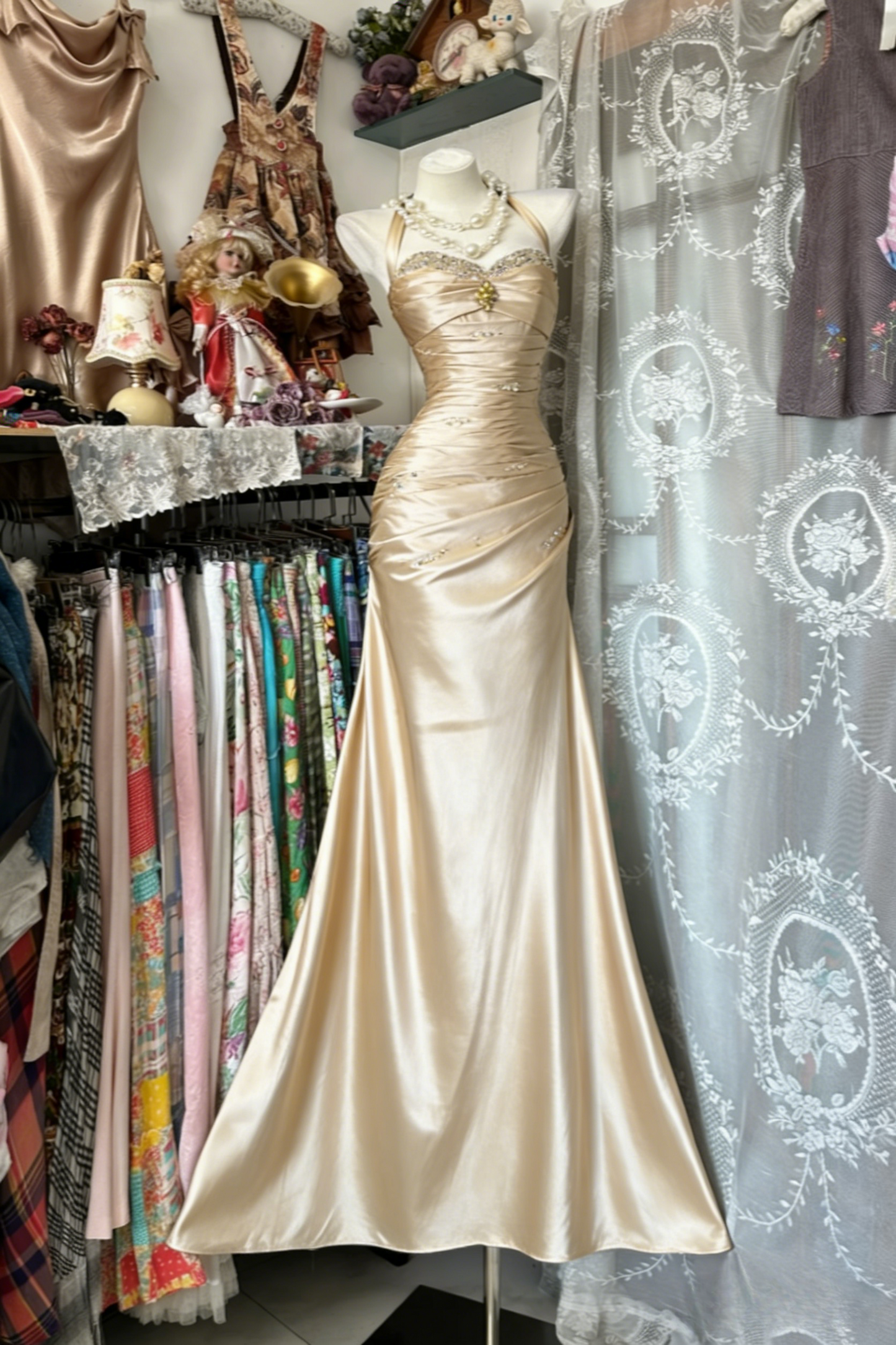 Wunderschönes dunkelolivgrünes herzförmiger Ausschnitt A-Linie Satin Tüll Kurzes Ballkleid Homecoming-Kleid ED02575