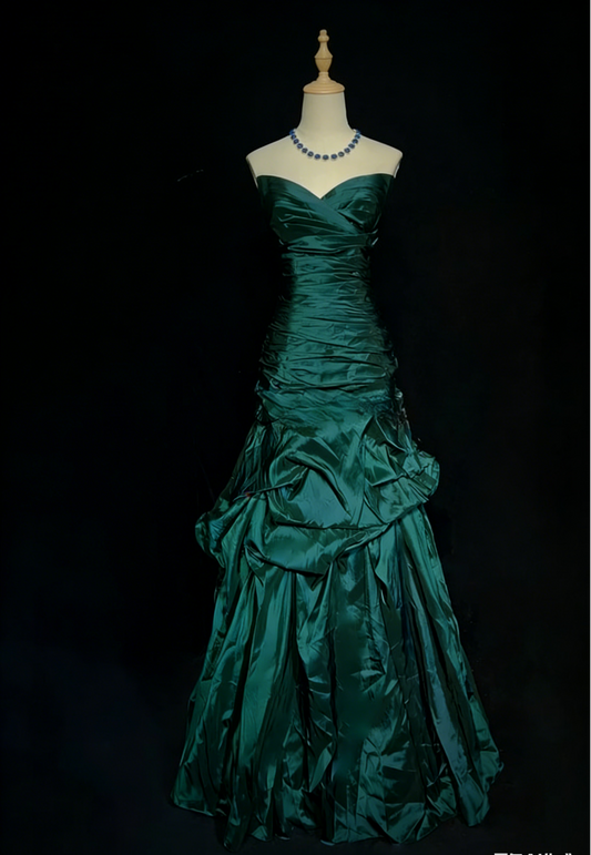 Chic Grape Long Prom Dresses A-Line Sweetheart Birthday Dresses Satin Sleeveless Evening Dresses EP06061