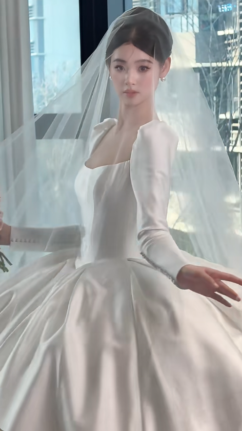 Simple A-Line Long Wedding Dresses Satin White Bridal Gowns Square Neck Long Sleeves Bridal Dress EP06525