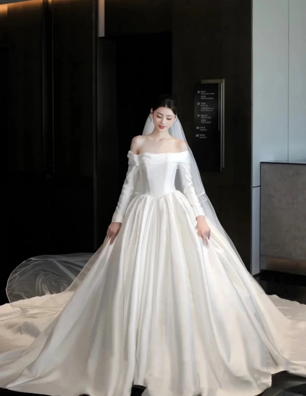 Wunderschönes dunkelolivgrünes herzförmiger Ausschnitt A-Linie Satin Tüll Kurzes Ballkleid Homecoming-Kleid ED02575