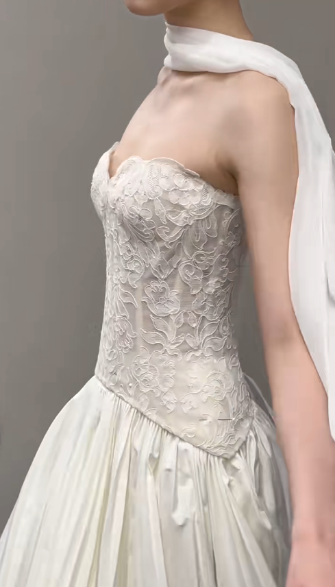 Timeless Sweetheart Neck Two-Piece Luxury Wedding Dresses Elegant Applique Sleeveless Bridal Gowns EW029