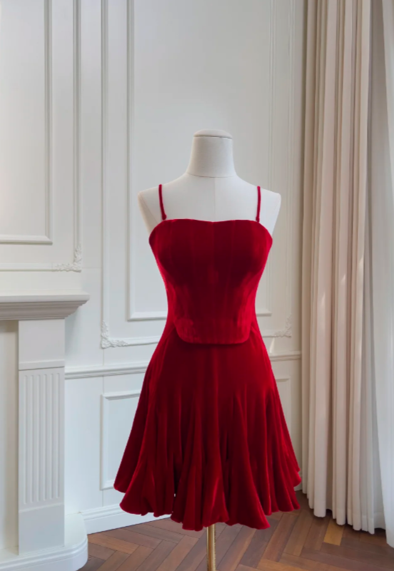Cute Spaghetti Straps A-Line Birthday Dress Velvet Graduation Party Dress Red Short Prom Dress EW04804