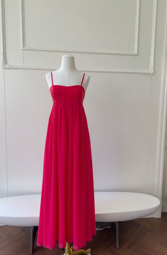Robe de Soirée Rouge Chic pour Invitée de Mariage Bretelles Fines Fourreau en Mousseline Longue EW04812