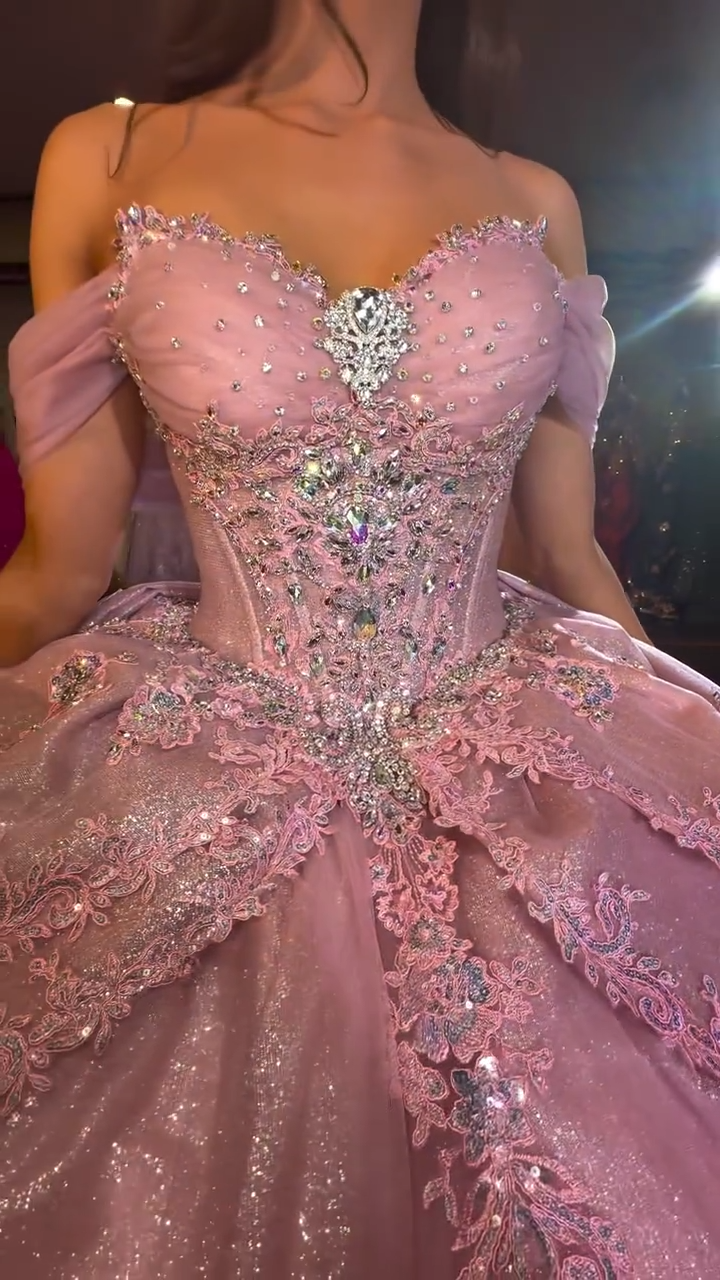 Gorgeous Off-the-shoulder Ball Gown Tulle Beading Long Prom Dresses, Pink Quinceanera Dresses Sweet 16 Dress EW063