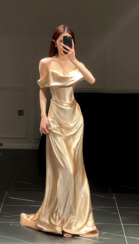 Schickes goldenes Ballkleid, schulterfreies Etuikleid, langes Satin-Abendkleid EW0731