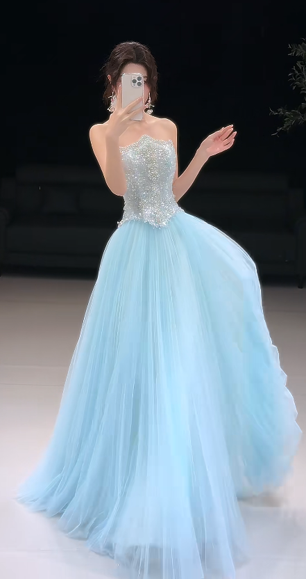Elegant Pale Blue Prom Dress Strapless Tulle Formal Dress A-Line Long Evening Dress EW08976