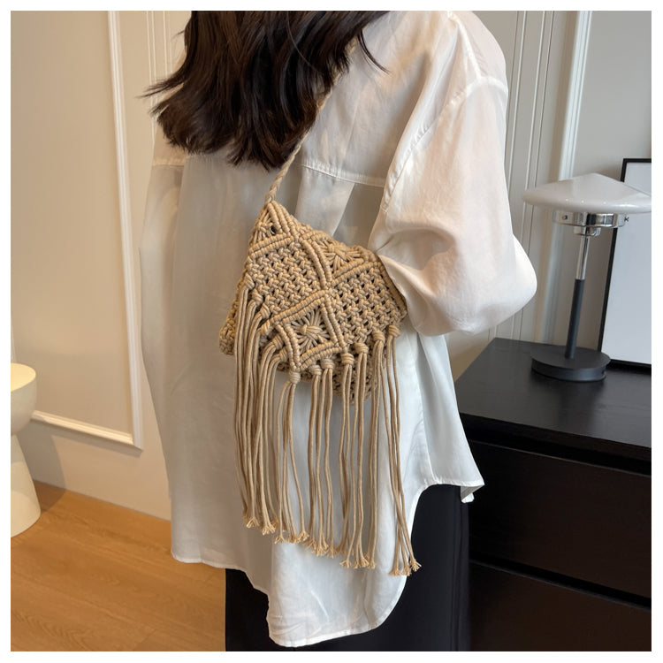 Bohemian Tassel Woven Shoulder Bag Crossbody Bag ED0341