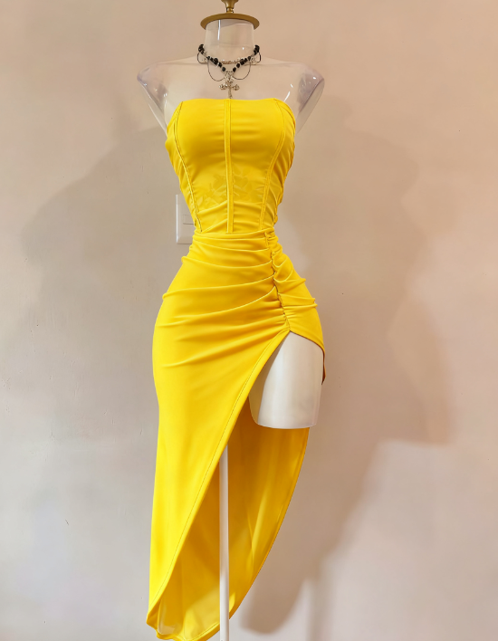 Elegant Burgundy Strapless Party Dress Bodycon Satin Short Evening Gowns Sexy Birthday Dresses ED03209