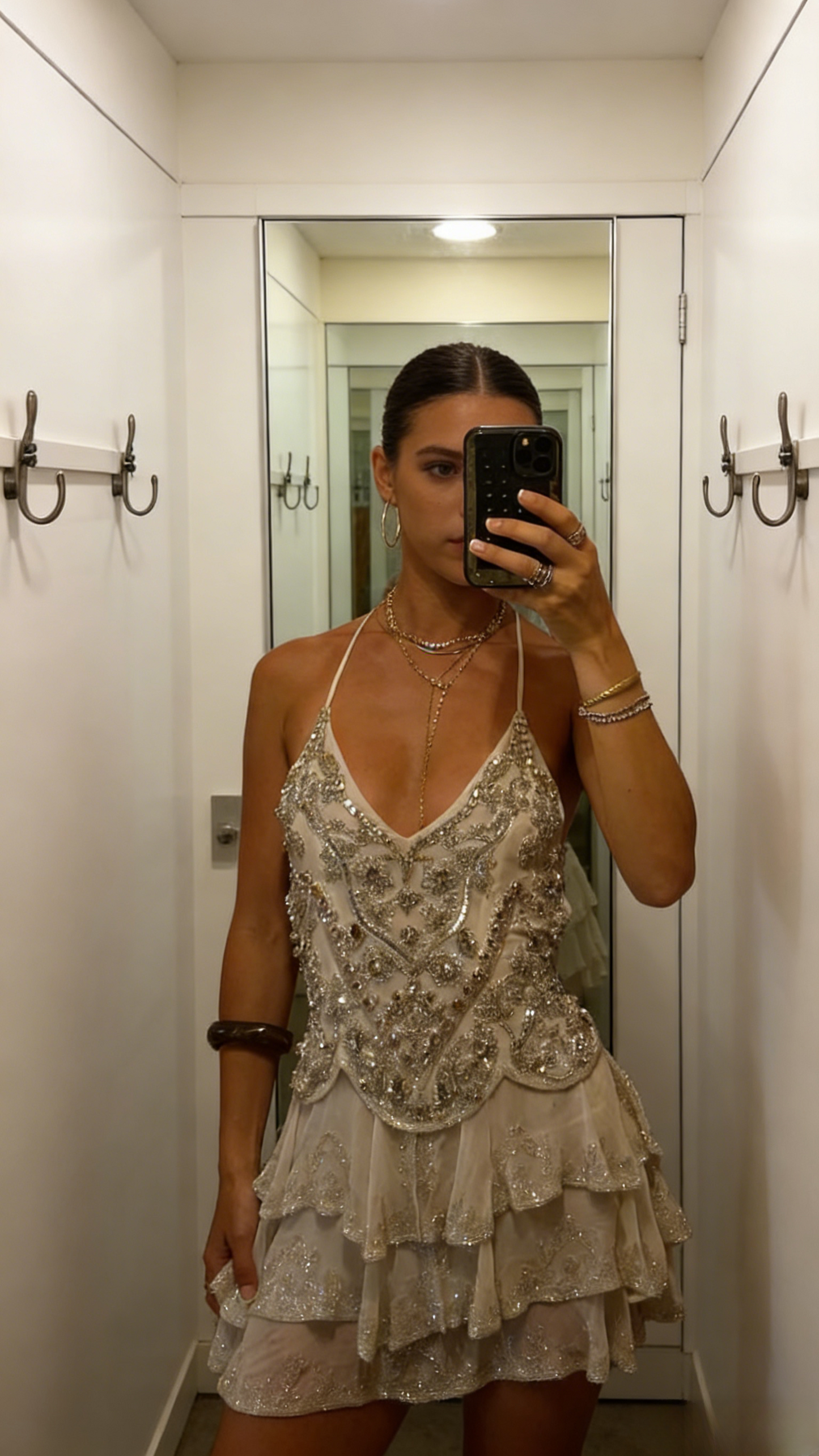 Elegant Black Short Prom Dresses Chiffon Beaded Spaghetti Straps Sheath Evening Gowns with Open Back ED06251