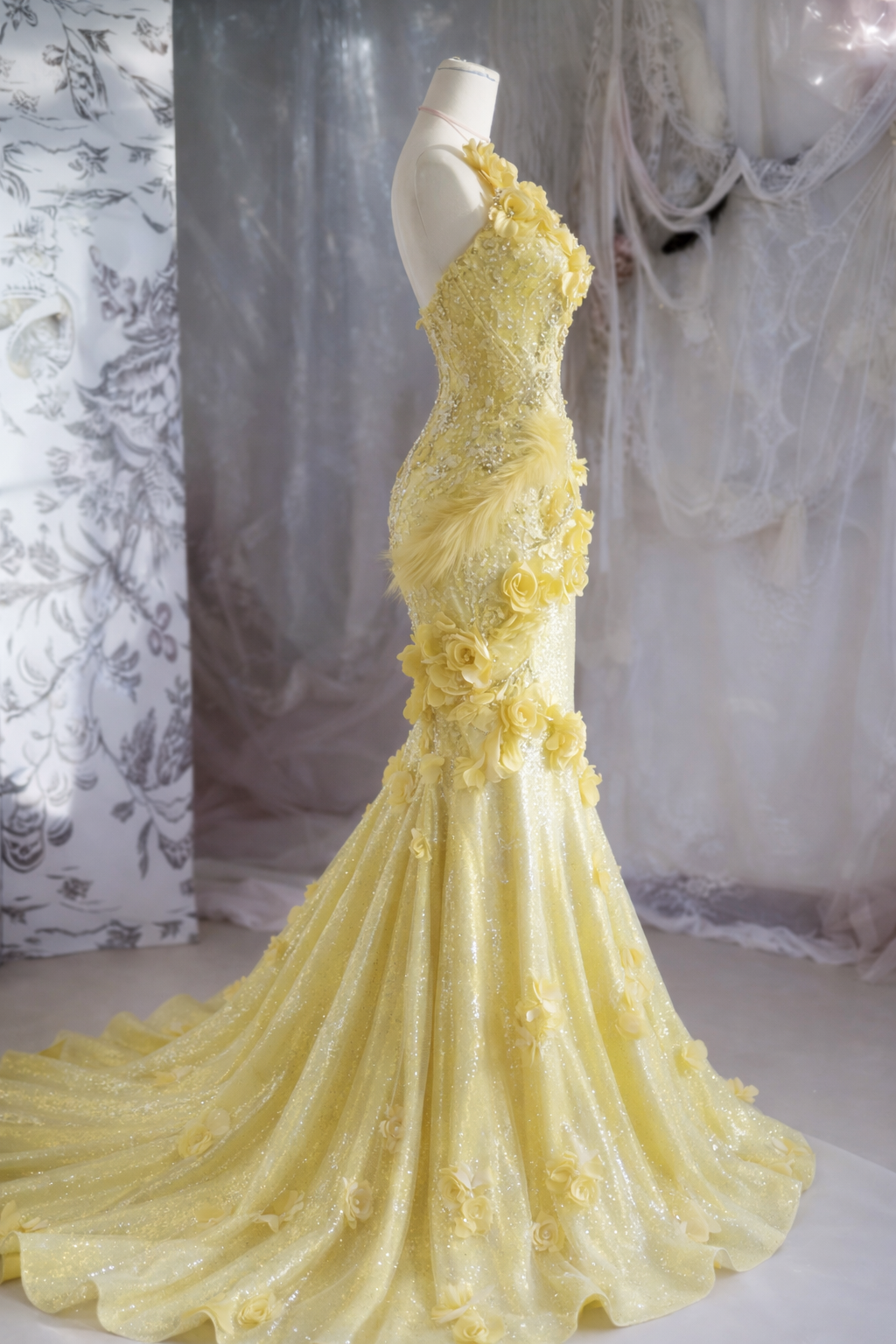 Elegant Halter Mermaid Burgundy Long Prom Dresses Sequin Burgundy Evening Dresses EP05112