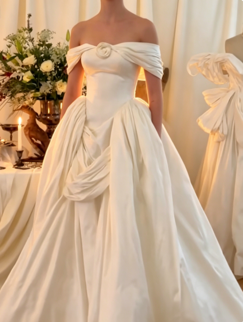 Timeless Off-shoulder A-Line Wedding Dress Satin Bridal Gowns White Birdal Dress EW04770