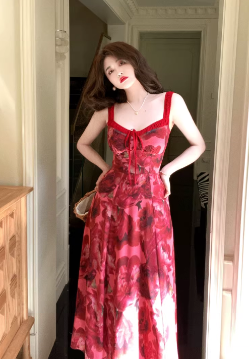 French Tea Break – Trägerkleid mit Rosenprint ED0394