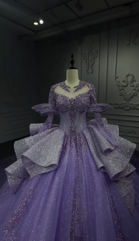 Gorgeous Purple Prom Dress Sweetheart Ball Gown Quinceanera Dress Tulle Sweet 16 Dress EA09203