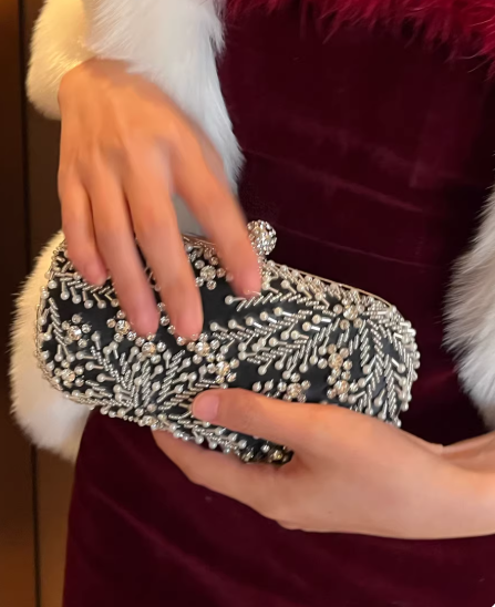 Sparkly Sliver Rhinstones Evening Clutch EB03941