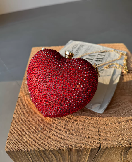 Mini Rhinestone Glitter Lipstick Pouch, Heart-shaped Burgundy Banquet Clutch EB03943