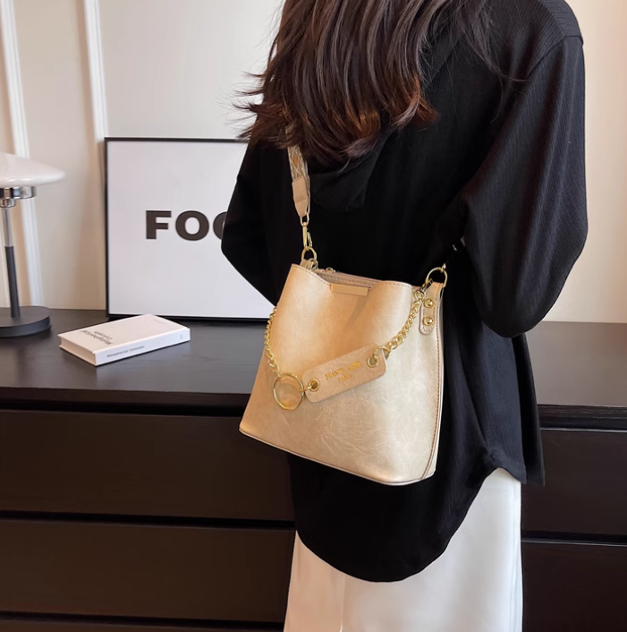 Sac seau à bandoulière simple et tendance, sac messager à large bande ED01006