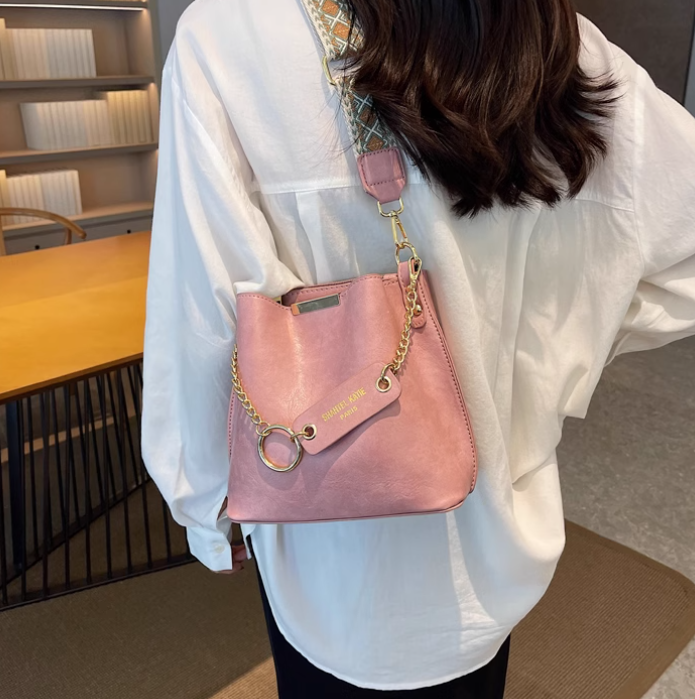 Sac seau à bandoulière simple et tendance, sac messager à large bande ED01006