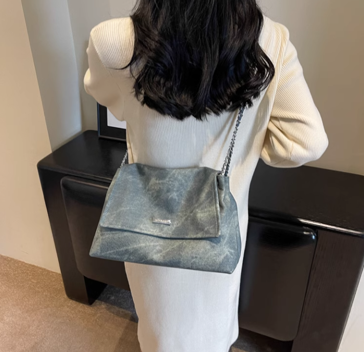 Sac de voyage pour femme, grande capacité, nouvelle mode automne-hiver, niche, sac messager à bandoulière avec chaîne ED0100