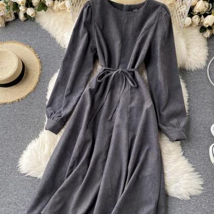 Retro Round Neck Long Sleeve Dress  ED0104