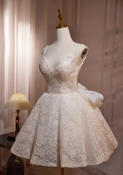 Cremefarbenes A-Linien-Ballkleid mit V-Ausschnitt, Netzspitze und Perlen, cremefarbenes Geburtstagskleid ED1070