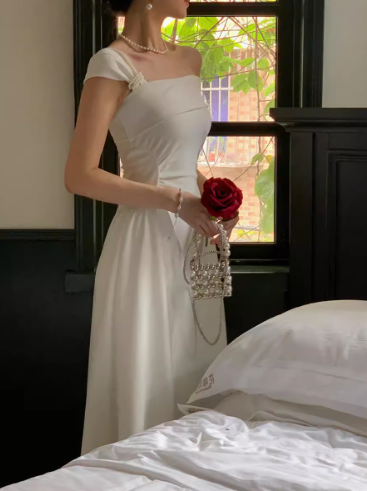 Französisch reine desire stil one-schulter nische high-end-taille temperament frauen kleid ED0111