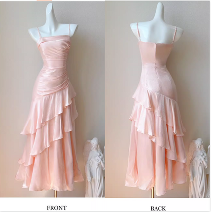 Robes de soirée d'inspiration vintage à moins de 160 $ ​​🤍Robes de bal blanches à volants superposés style conte de fées ED01131