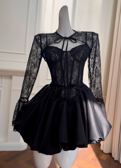 Schwarzes A-Linien-Ballkleid mit herzförmigem Ausschnitt und Spitze aus Satin, kurzes Ballkleid, schwarzes Homecoming-Kleid ED01153