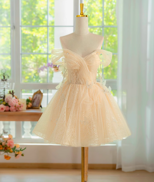 Champagnerfarbenes, schulterfreies, kurzes A-Linien-Ballkleid aus Tüllspitze, champagnerfarbenes Homecoming-Kleid ED01158