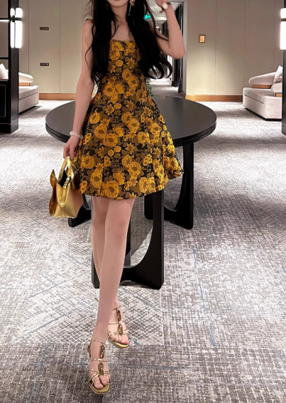 Robe à bretelles à fleurs 3D françaises ED01171