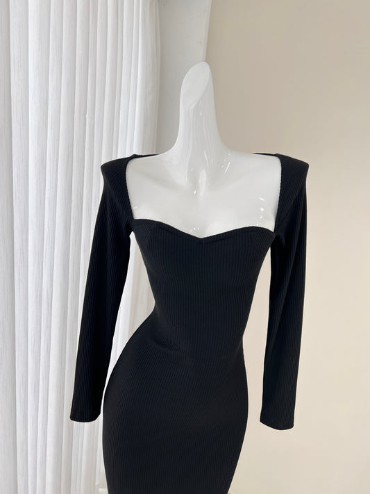 Robe noire élégante à manches longues, robe d'anniversaire ED01184