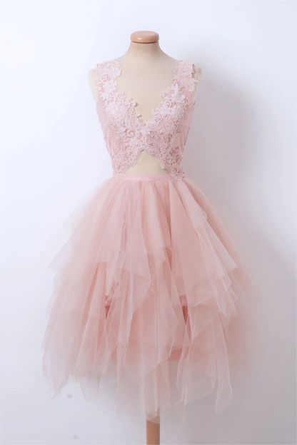 Ballkleider, rosa kurzes Ballkleid mit V-Ausschnitt und Tüllspitze, rosa Homecoming-Kleid ED01302