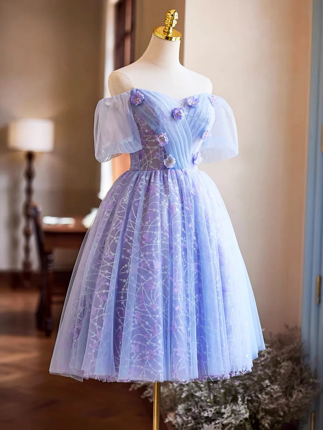 Lavendelfarbenes Homecoming-Kleid mit Pailletten und Applikationen, wunderschönes kurzes A-Linien-Ballkleid ED01327