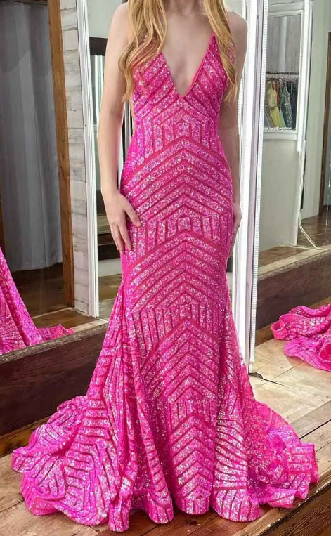 Robe de bal longue sirène à paillettes roses et col en V profond ED01377