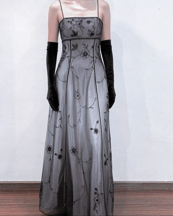 Retro gradient Grey spaghetti strap backless lace-up design beaded applique long prom dress