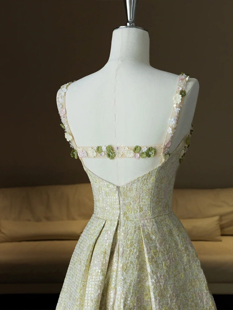 Robe de bal longue en satin coloré à bretelles spaghetti et paillettes ED01464