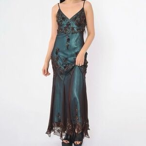 Robes de soirée d'inspiration vintage 🩵 Robe de bal longue en satin bleu à bretelles spaghetti et mousseline café avec perles ED01469