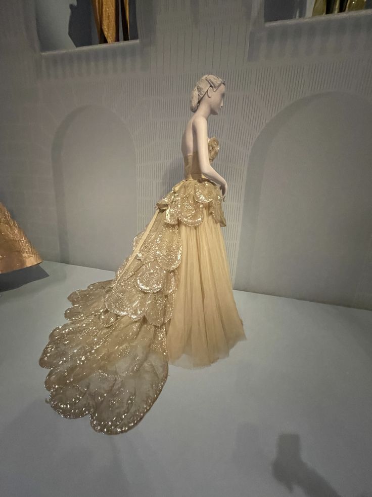 Gold A-line Strapless Tulle Sequined Long Ball Gown ED01479